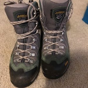 Asolo women’s hiking boots